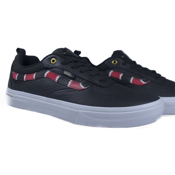 vans coral snake